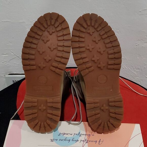 Timberland Boots in 2 Toned Brown Suede Size 7 - Picture 13 of 14